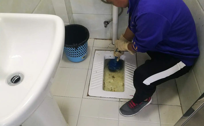 吉阳镇疏通蹲坑