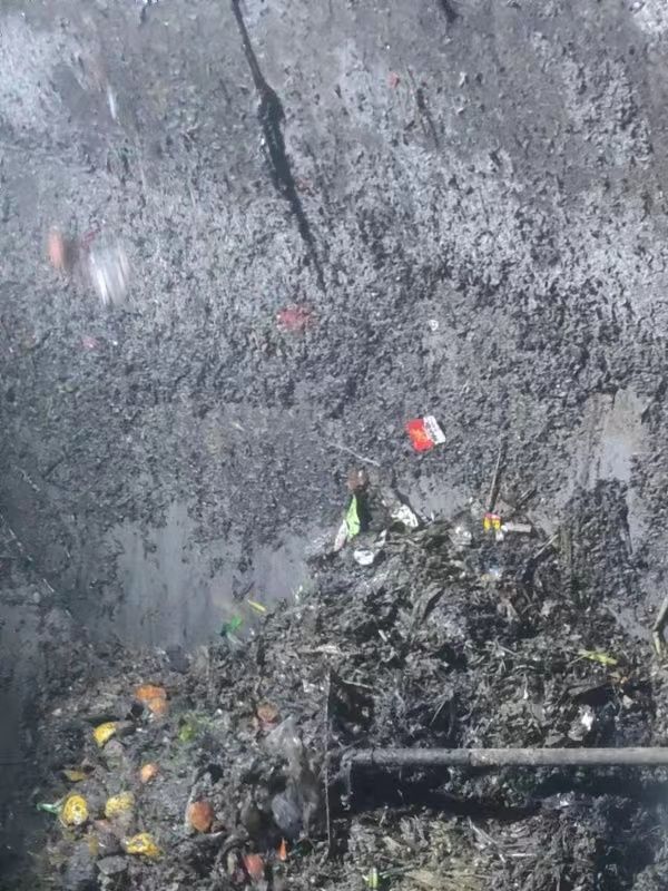 吉阳镇污水池清理